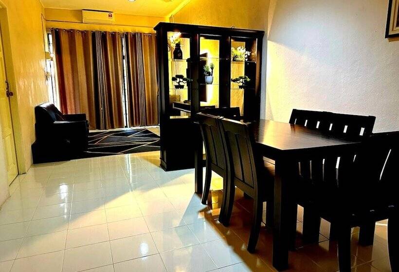 膳宿费 Pemandangan Indah Guest House   Look Out Point