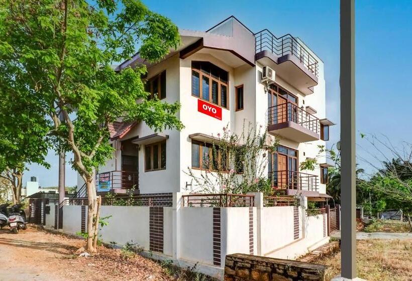 Отель Oyo Pool Villa Premium Home Stay Mysore