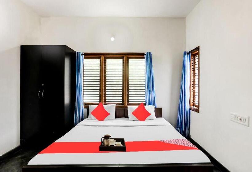 Отель Oyo Pool Villa Premium Home Stay Mysore