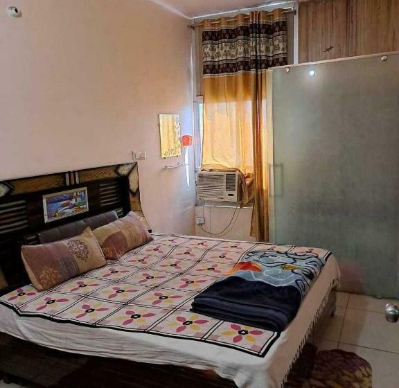 Hotel Spot On Stacy Guest House