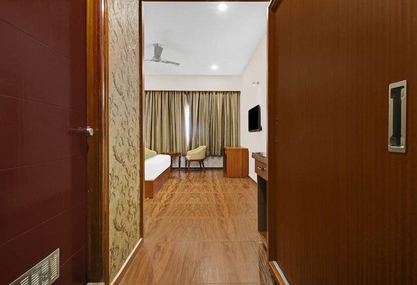 Отель Treebo Trend Shri Aprameya Resort