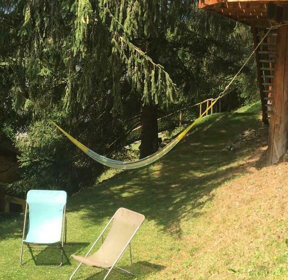 مبيت وإفطار La Cabane Dans Les Arbres