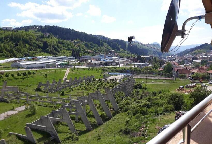 پانسیون Apartman Amalfi