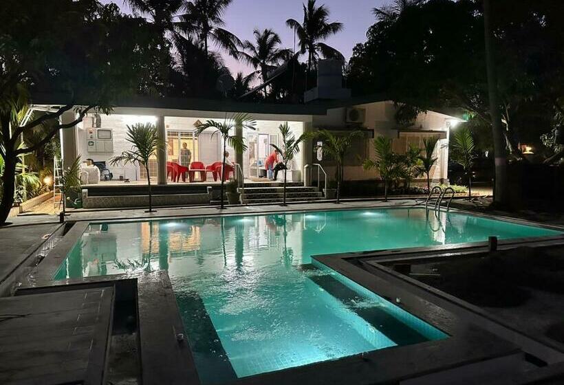 Курорт Bendres Farm Stay Neral