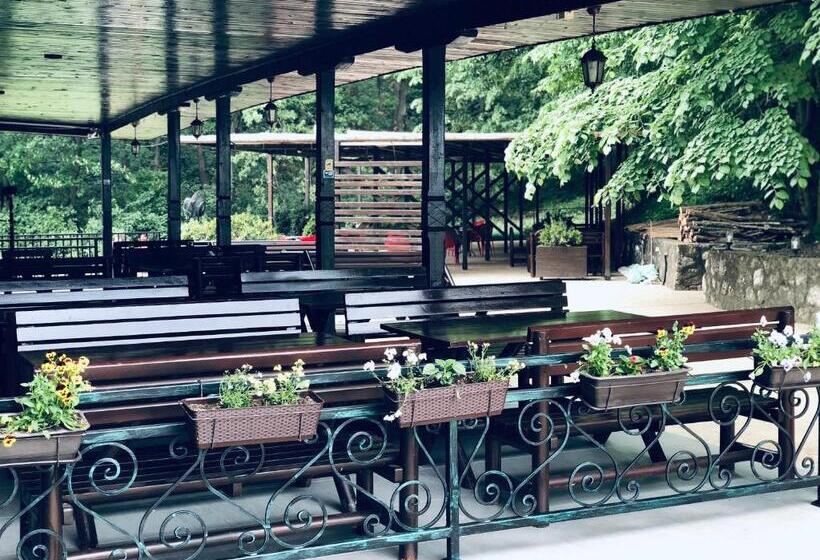 استراحتگاه Jezero Kudrec