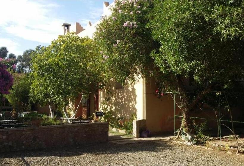 فندق صغير Auberge Souktana