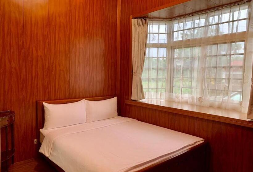 تختخواب و صبحانه 東方雲民宿