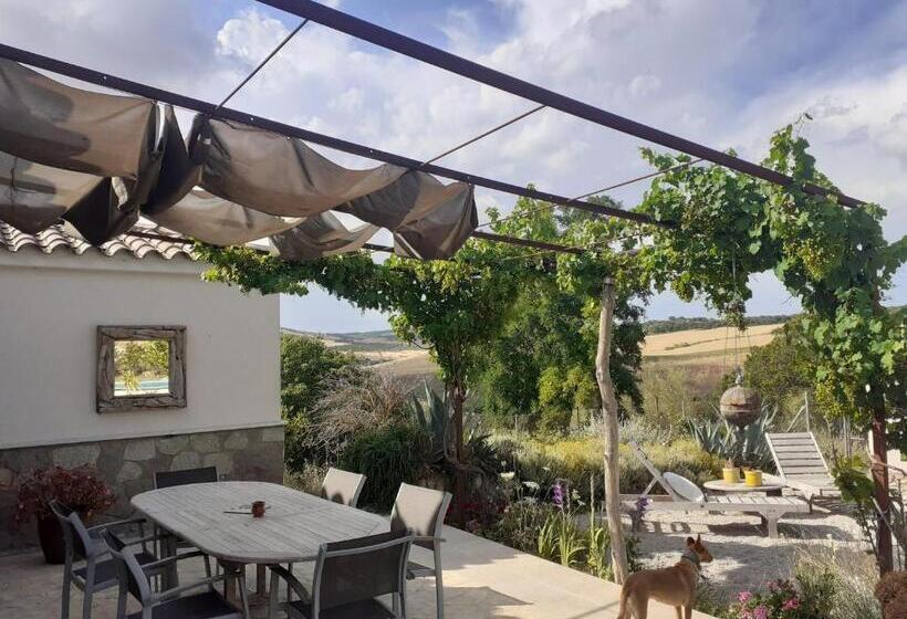 تختخواب و صبحانه Villa Entre Mer Et Montagne