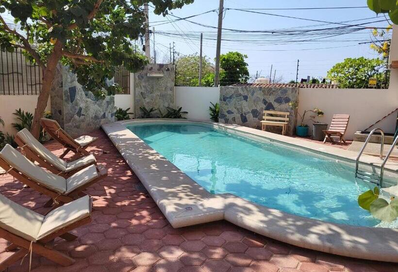 בית מלון כפרי Casa Puerto Bonito & Private Coworking