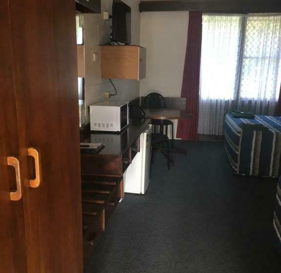 호텔 Peppercorn Motor Inn