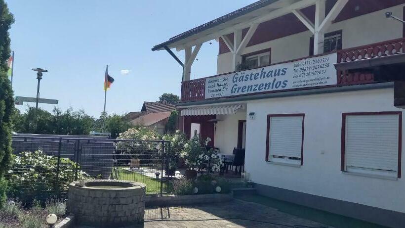 Пансион Gästehaus Grenzenlos