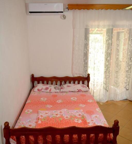 پانسیون Romeo’s Guest House 2