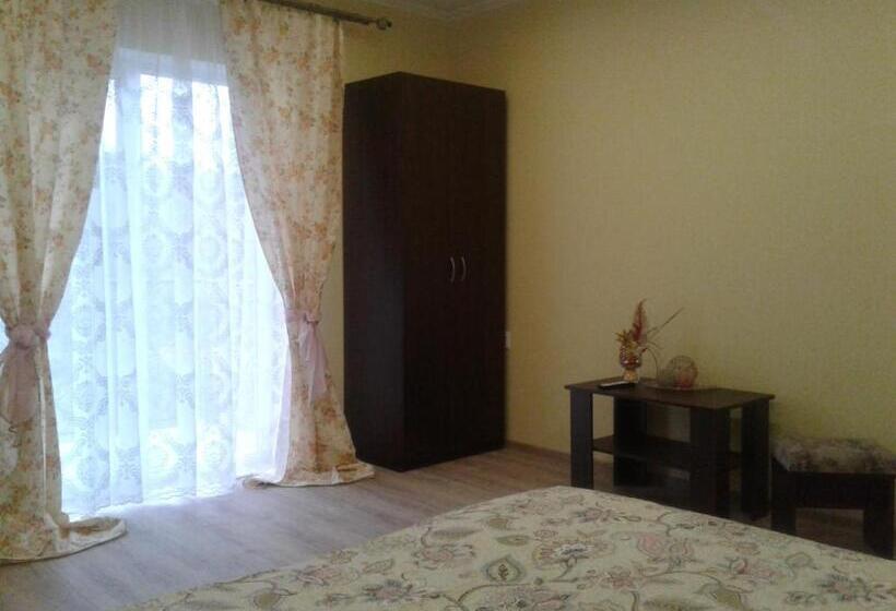 ユースホステル усадьба  у артура