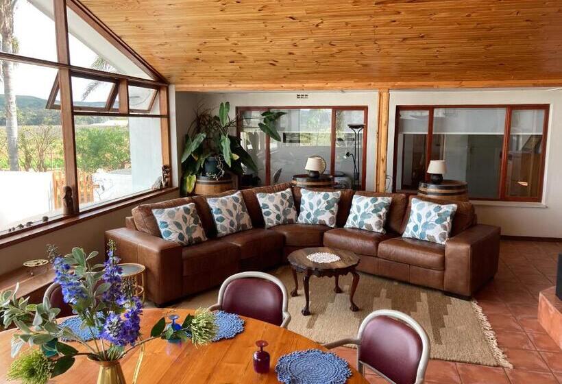 ベッドアンドブレックファースト Merwenstein   Guest House, Cottages, Studio Units