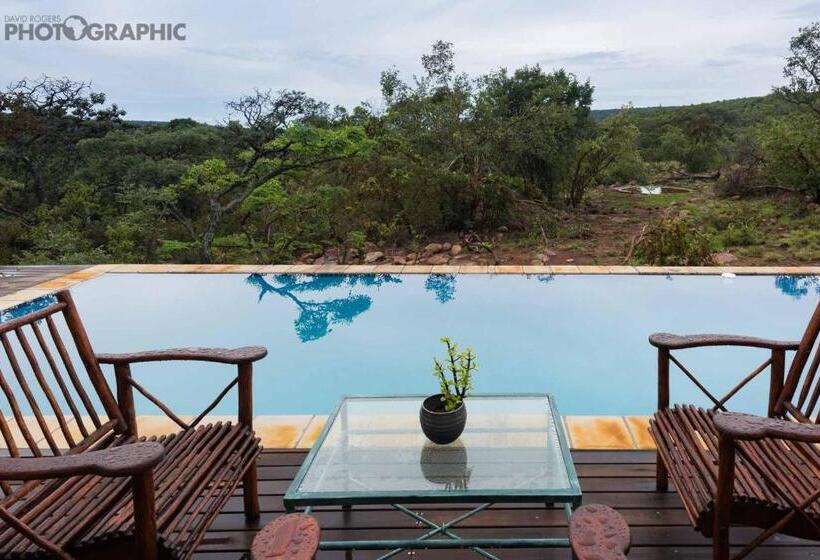 فندق Ndlovu Safari Lodge