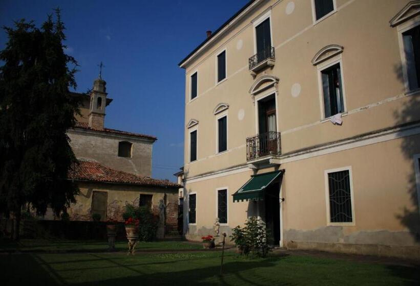 بنسيون Appartamento Degli Alfieri