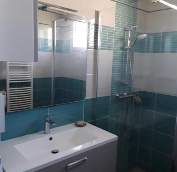 بنسيون Petite Suite Sympa Avoine