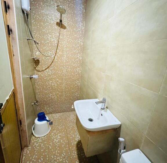 بنسيون Vicente Aguirre Rooms