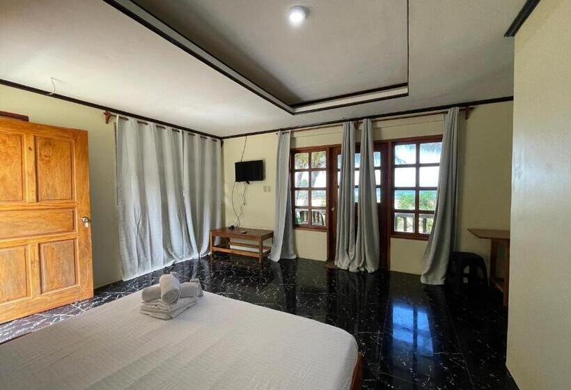 منتجع Puraran Surf Beachfront Suite