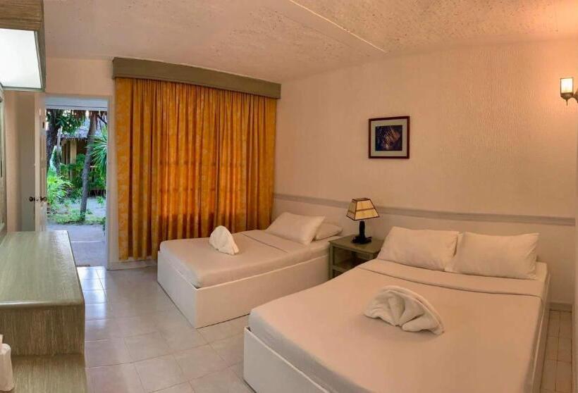 Casa Pilar Beach Resort