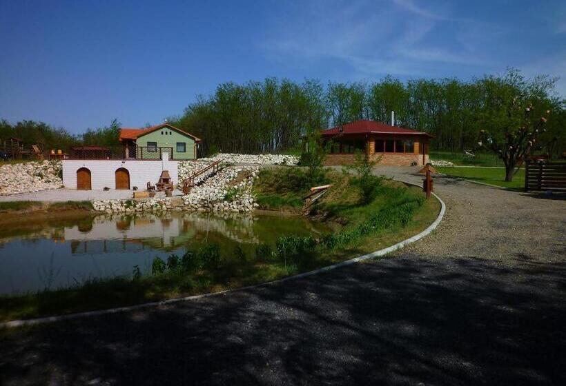 Пансион Farkasverem Vendégház