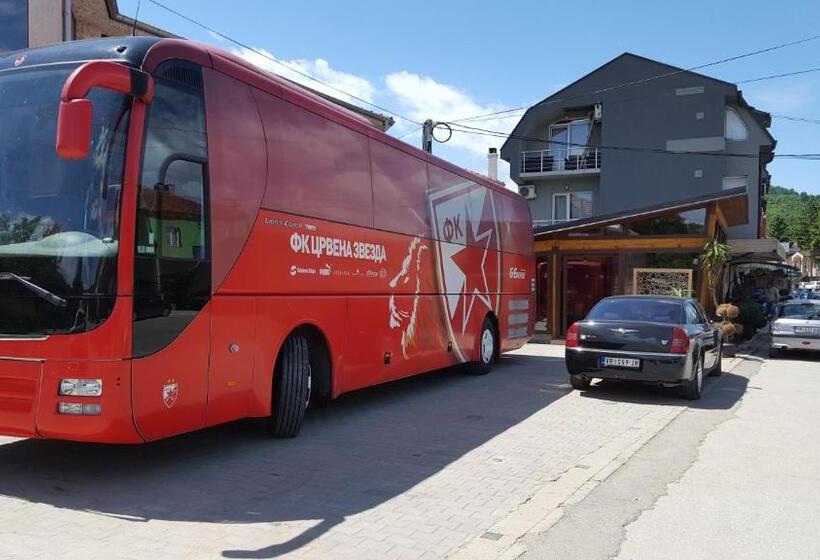 پانسیون Villa Grazia