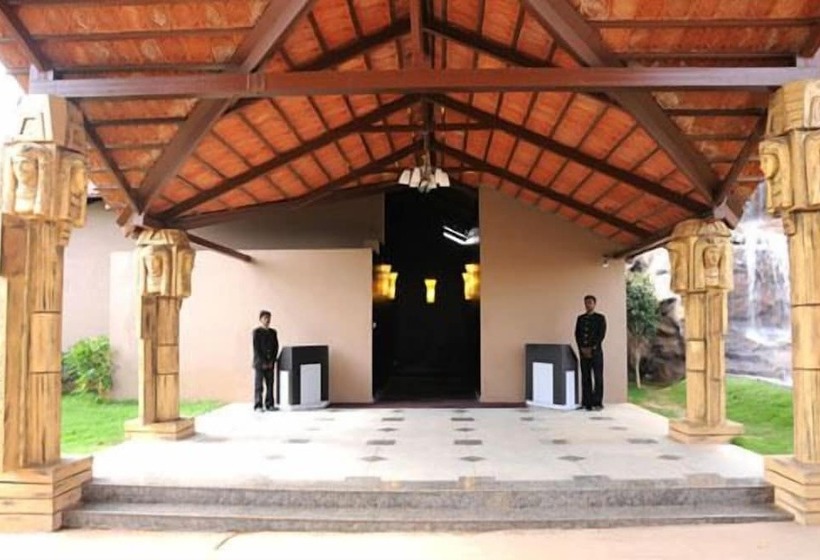 酒店 Confident Amoon   The Glamour Spa And Resort