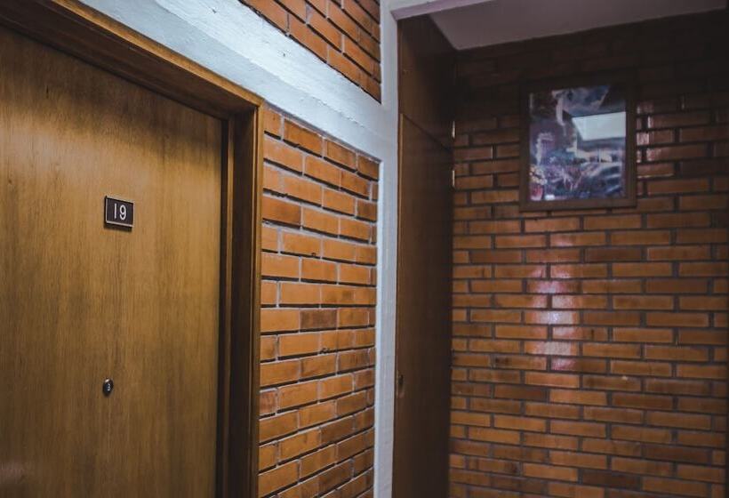 هتل Posada El Cid