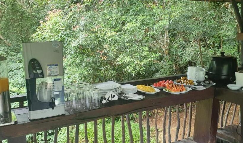 בית מלון כפרי Sinharaja Forest Edge