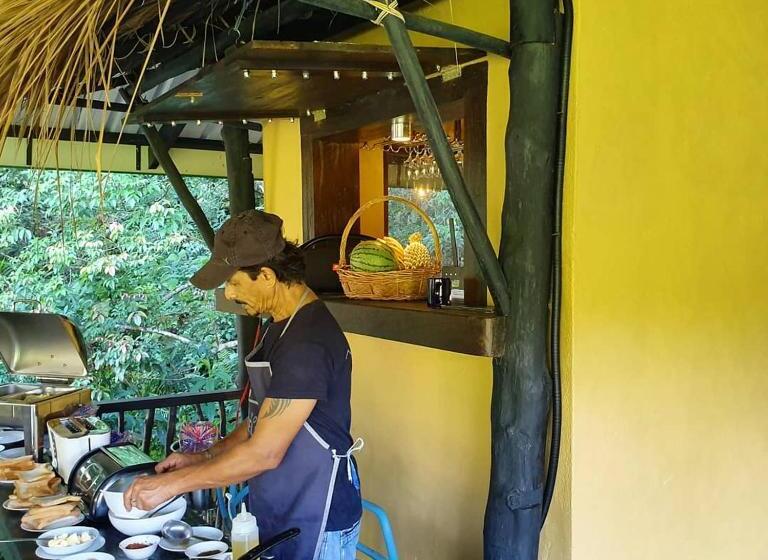 בית מלון כפרי Sinharaja Forest Edge