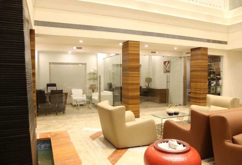 Отель The Fern Residency Mundra