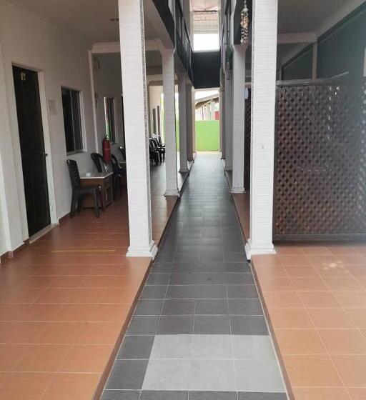 مُتل Langkawi Tok Jah Guest House Pantai Cenang