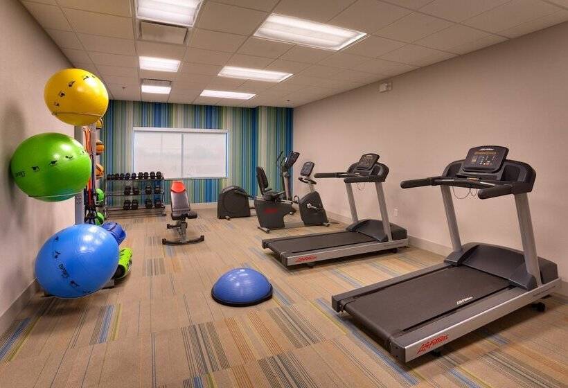 فندق Holiday Inn Express & Suites Phoenix West   Buckeye, An Ihg