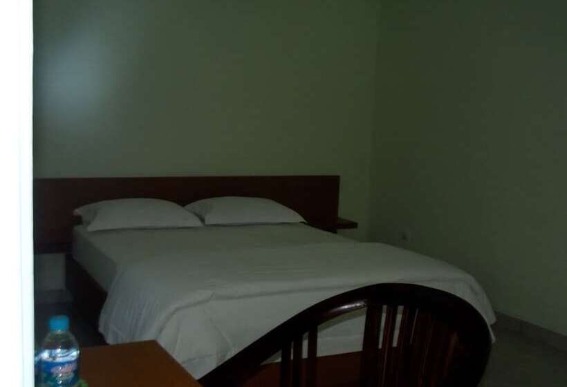 هتل Komodo Boutique