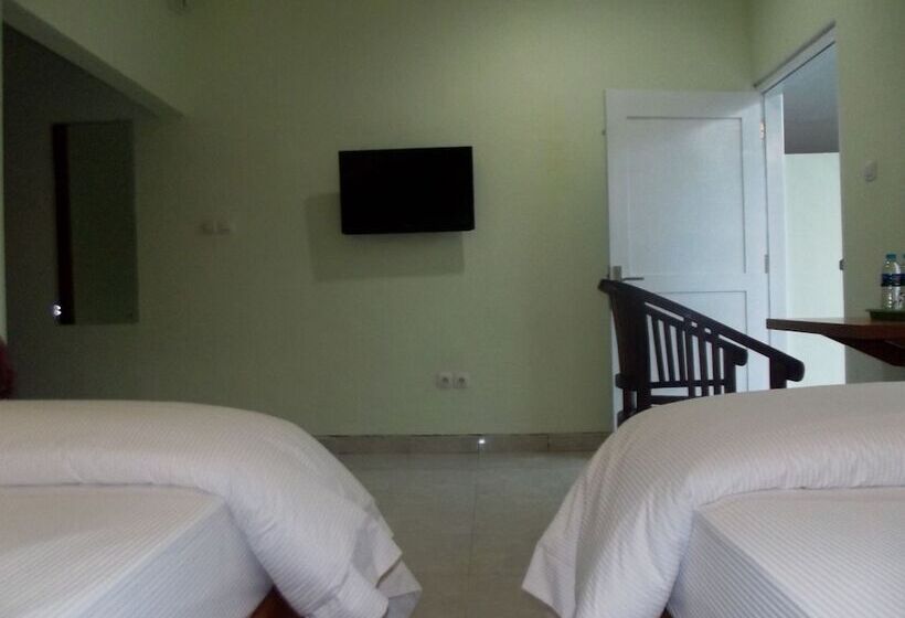 هتل Komodo Boutique