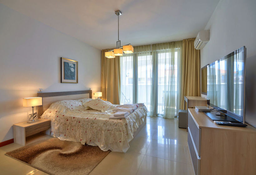 Casa Real Resort