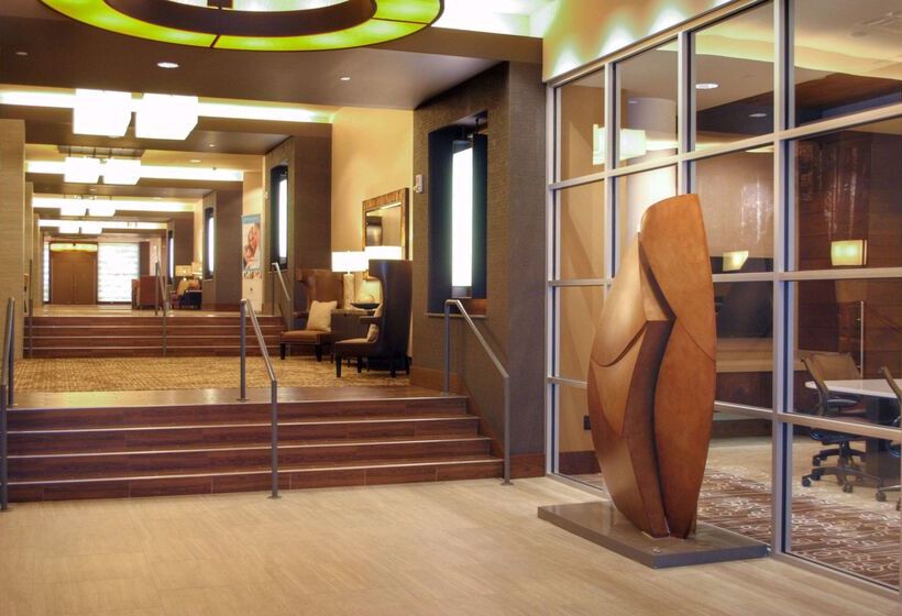 هتل Doubletree By Hilton Reading