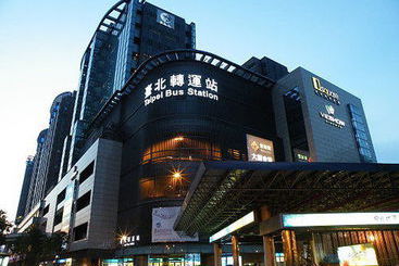 The Packer's Hostel