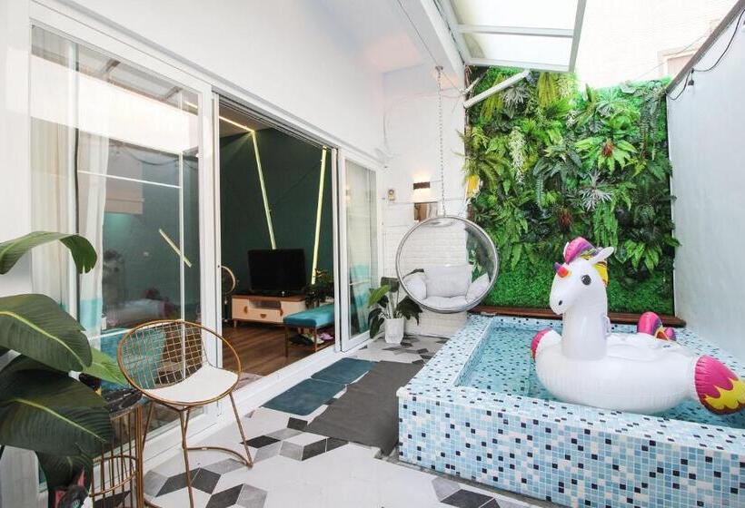 هاستل 墾丁恆春 海角42號一館泳池villa包棟