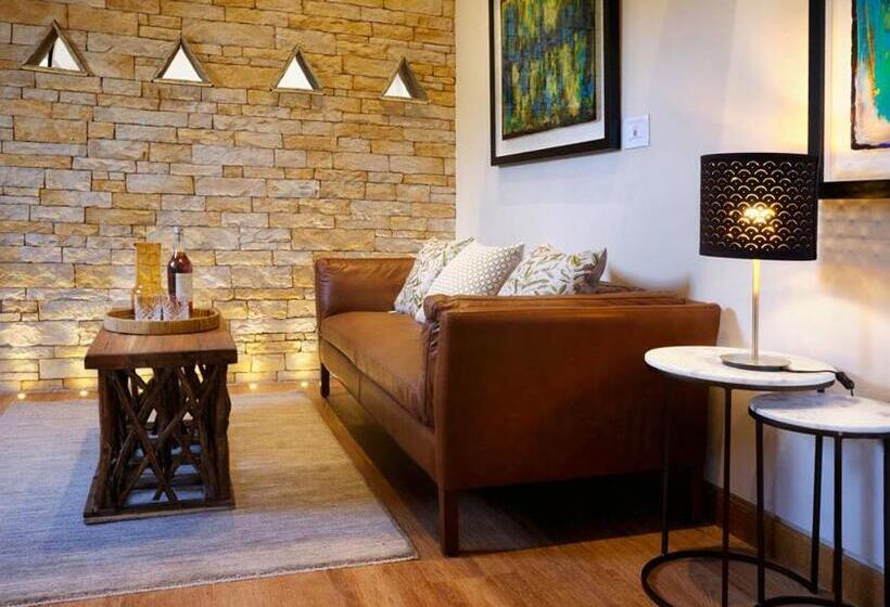 ベッドアンドブレックファースト Abbots Grange Manor House