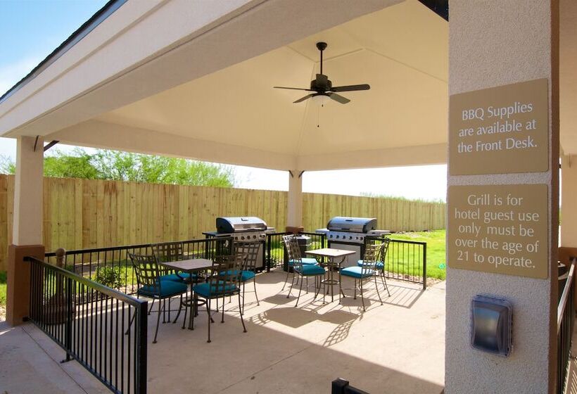 호텔 Candlewood Suites Kenedy, An Ihg