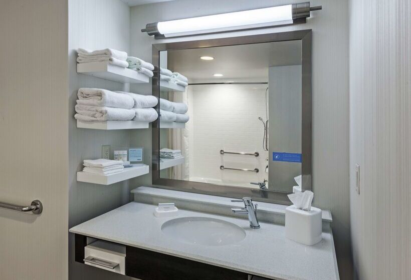فندق Hampton Inn & Suites Claremore