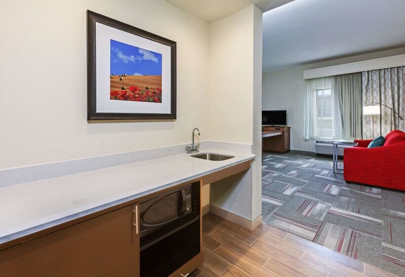 فندق Hampton Inn & Suites Claremore