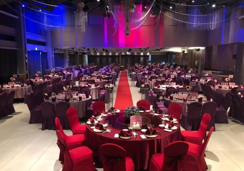 هتل Look Royal Resort