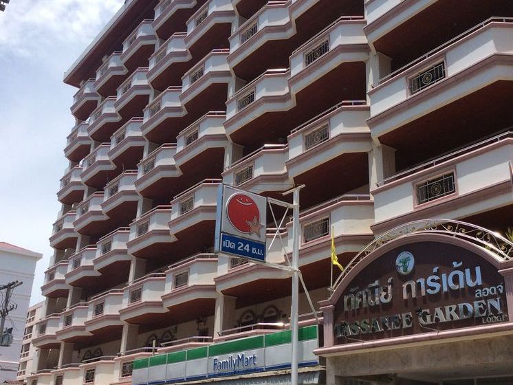 Fotos del hotel Tassanee Garden Lodge:  7