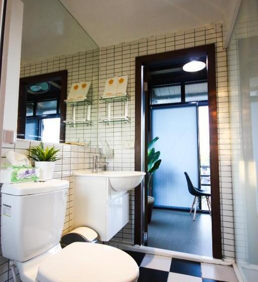 پانسیون Cape 42 Hotel Ill