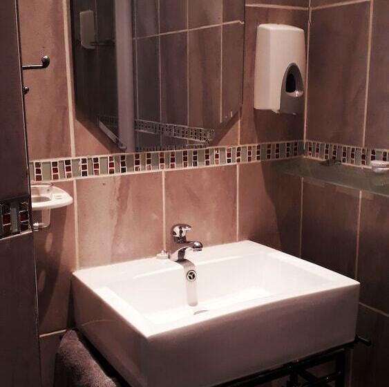 膳宿费 Sunset Ridge Guest House