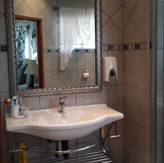 膳宿费 Sunset Ridge Guest House