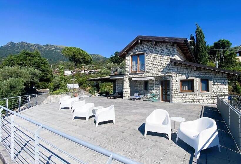 ペンション Vela Di Soleville Camere Con E Senza Vista Lago Con Ristorante & Pizzeria