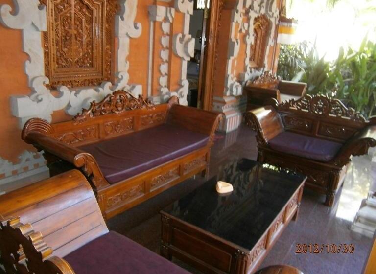 تختخواب و صبحانه Adus Beach Inn